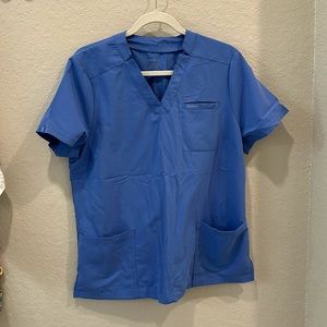 Jaanuu woman’s scrub top